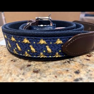 Vineyard Vines adult-size belt